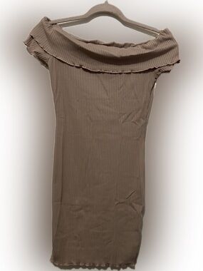 iris Taupe Off-Shoulder Ribbed Tunic